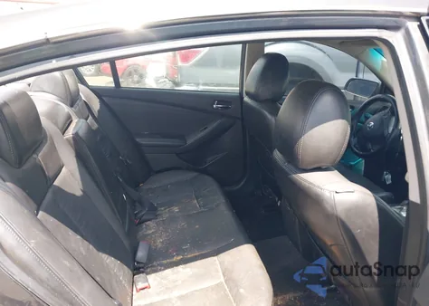 2010 Nissan Altima 2.5 S z USA, uszkodzony, nr VIN 1N4AL2AP3AN466535